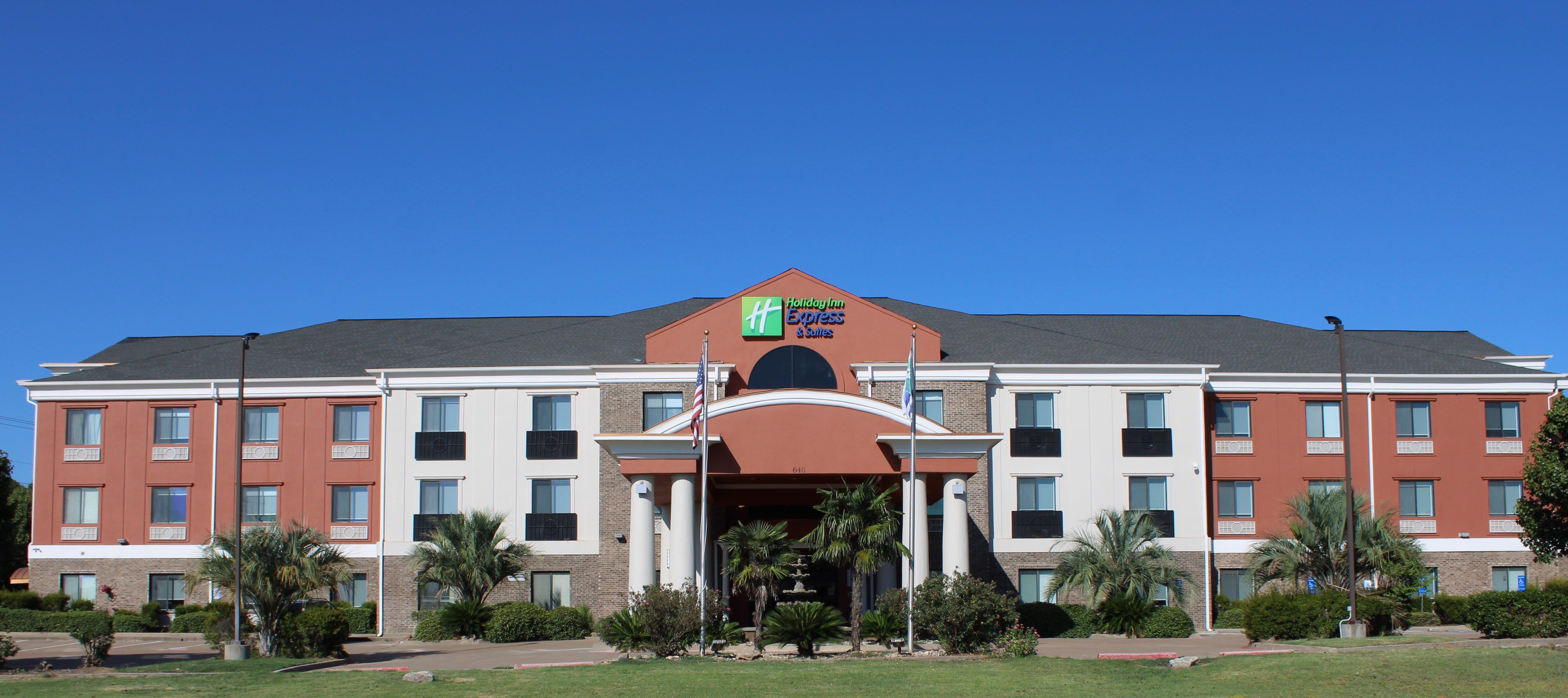 Holiday Inn Express Hotel And Suites Fairfield-North By Ihg Exterior foto